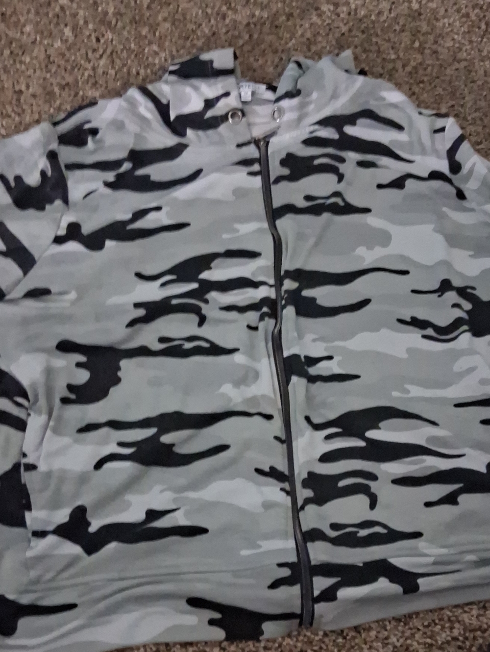Sportelle Women's Gray Camo Zip Hoodie